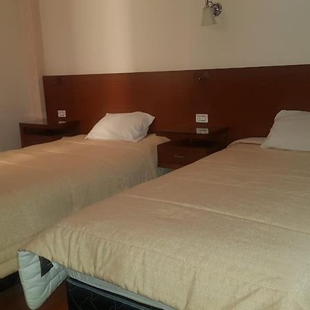 Asian House Уюні Екстер'єр фото