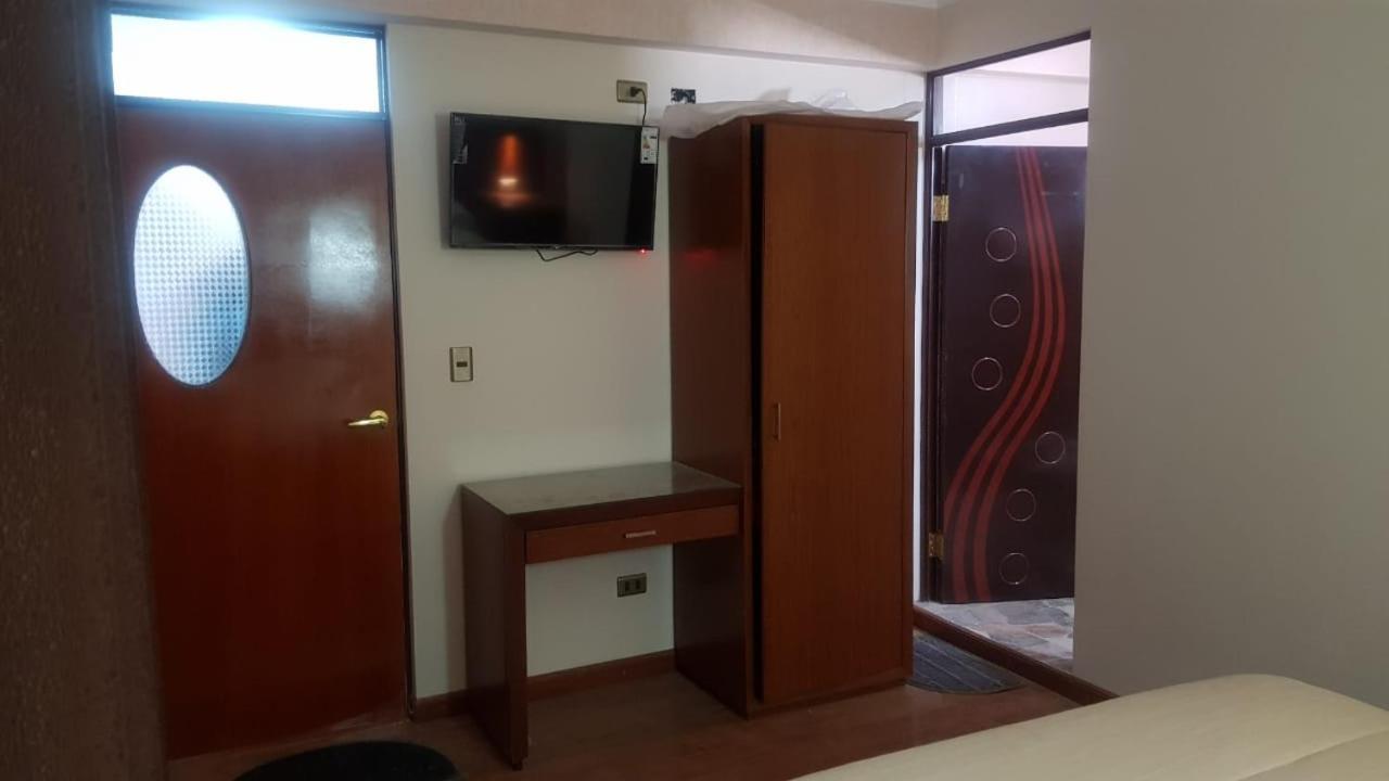Asian House Уюні Екстер'єр фото