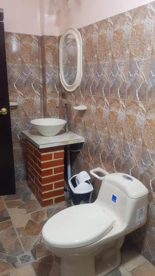 Asian House Уюні Екстер'єр фото